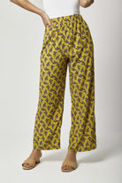 داليدرس بنطلون طويل واسع بنقشة فراشات نسائي متعدد الألوان