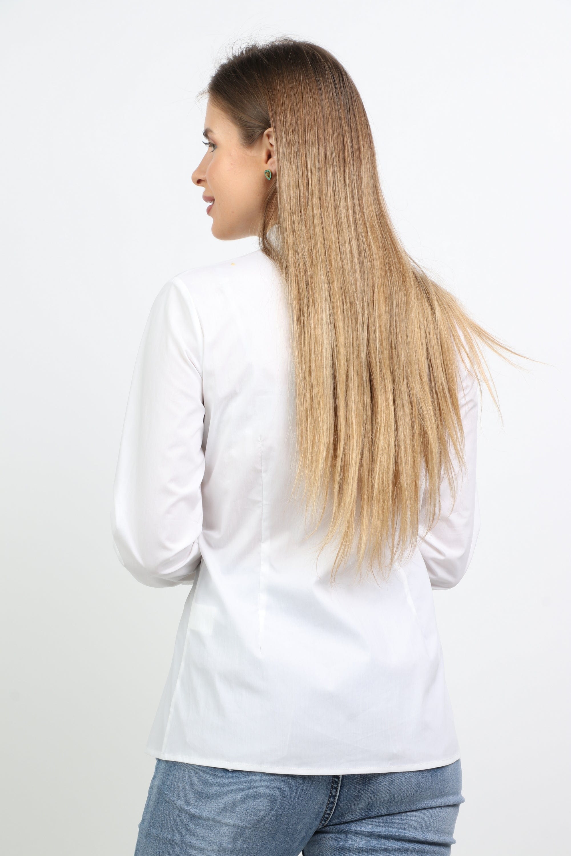 داليدرس بلوزة بجيوب أمامية سادة بأزرار أمامية كم طويل نسائي