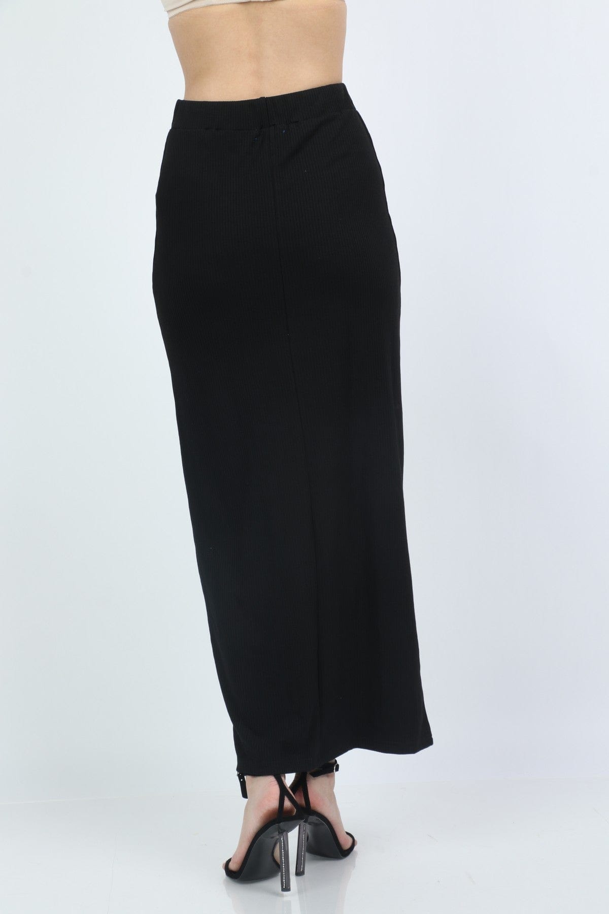 كيتشن تنورة طويلة ضيقة بأستك علي الخصر