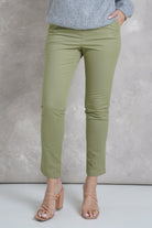 داليدرس بنطلون رسمي سادة ضيق طويل نسائي أخضر جيشي