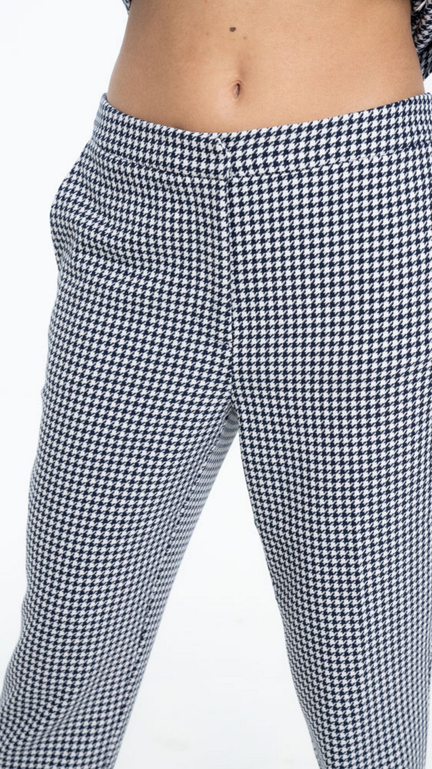 داليدرس بنطلون كاجوال كاروهات بجيوب بمطاط من الخلف أزرق داكن