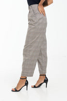 داليدرس بنطلون كاروهات خصر مرتفع واسع نسائي بني ذهبي