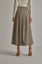 داليدرس تنورة ميدي كاروهات بأزرار أمامية بني ذهبي