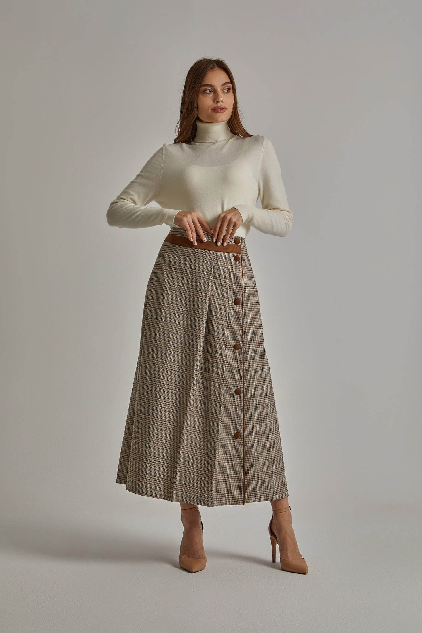 داليدرس تنورة ميدي كاروهات بأزرار أمامية بني ذهبي