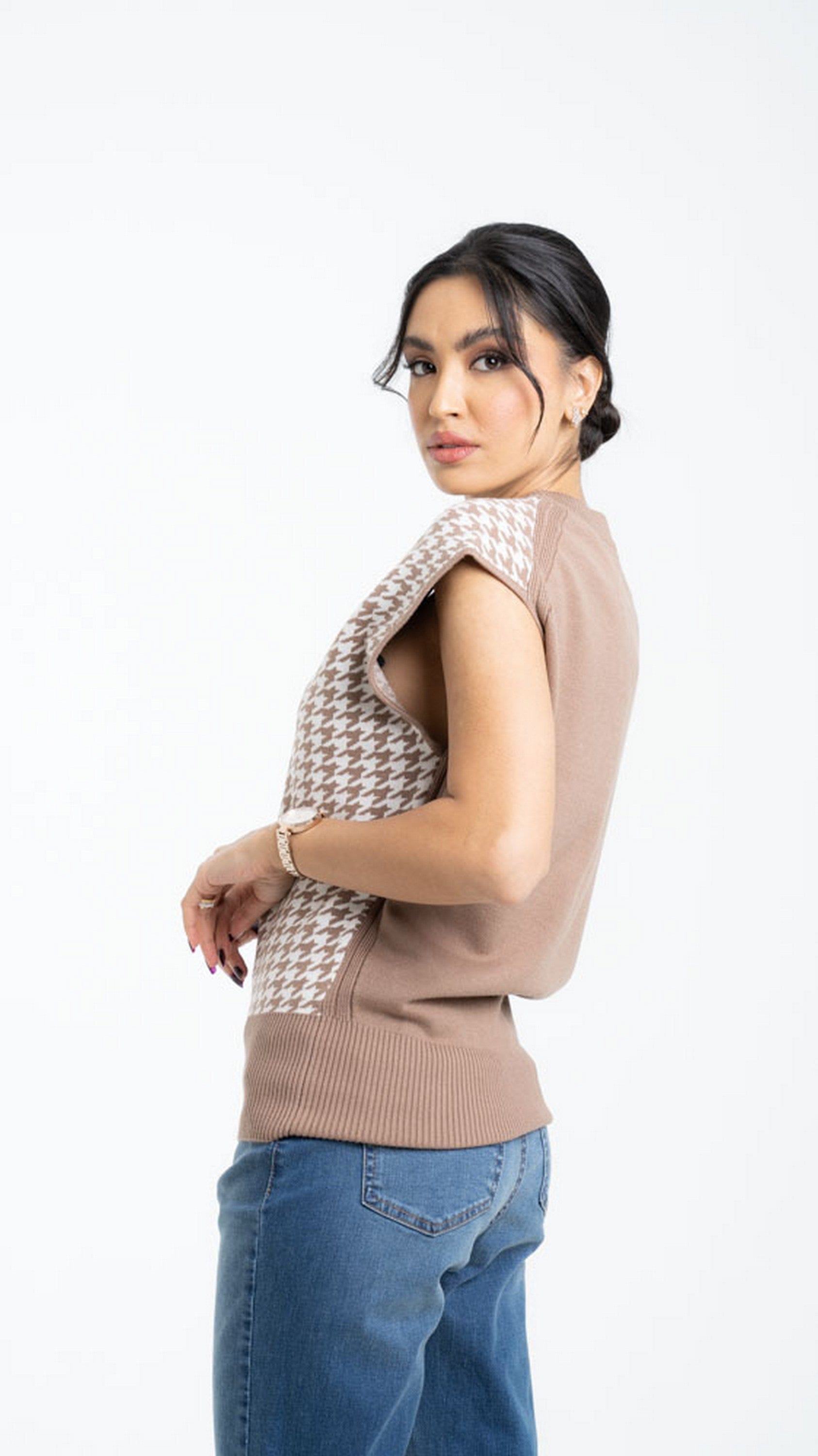 داليدرس فيست كت منقوش بفتحة سبعة نسائي متعدد الألوان