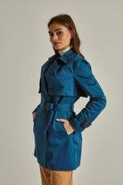 داليدرس بالطو نسائي قصير بجيوب أمامية أزرق زاهي