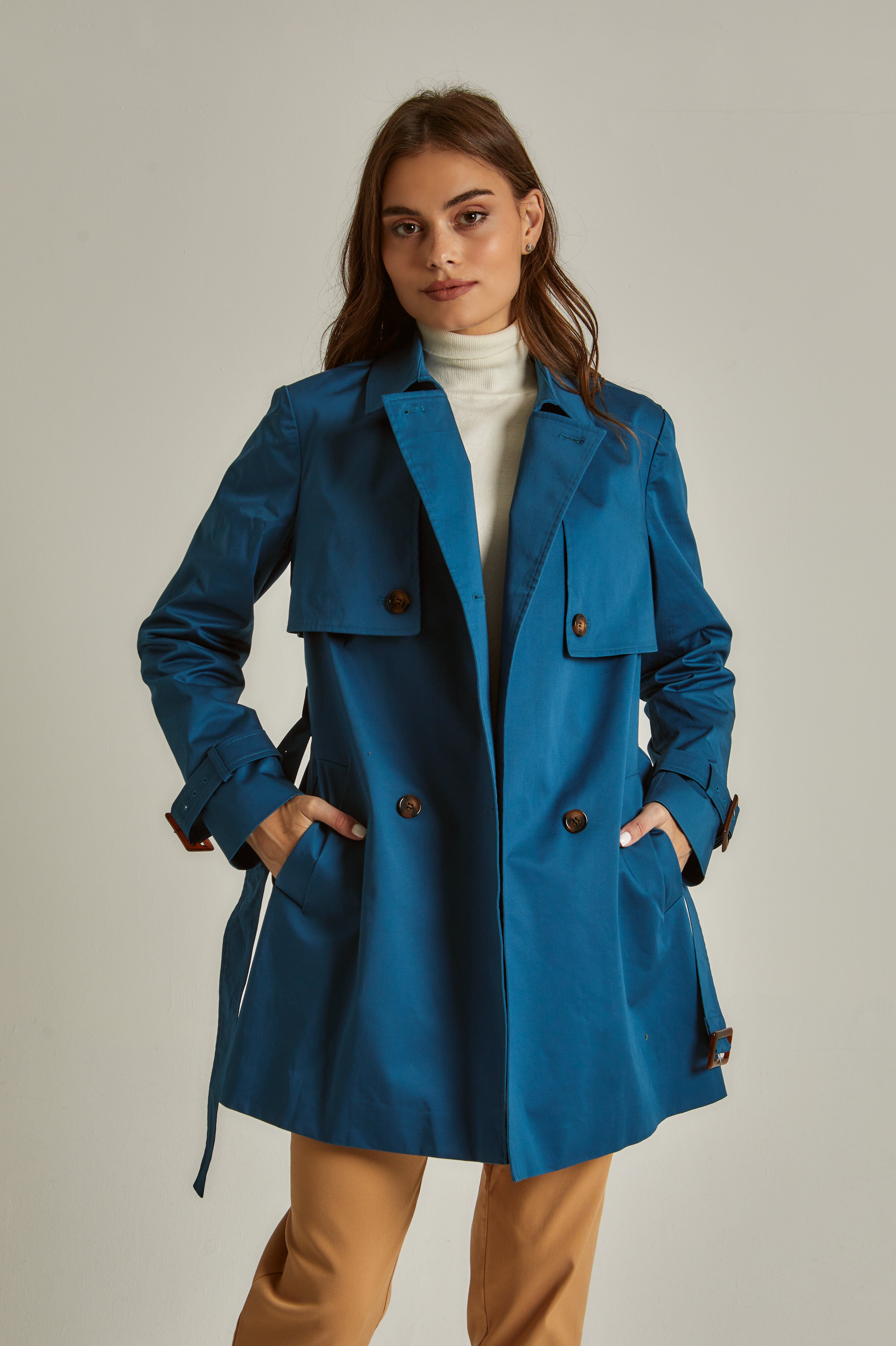 داليدرس بالطو نسائي قصير بجيوب أمامية أزرق زاهي