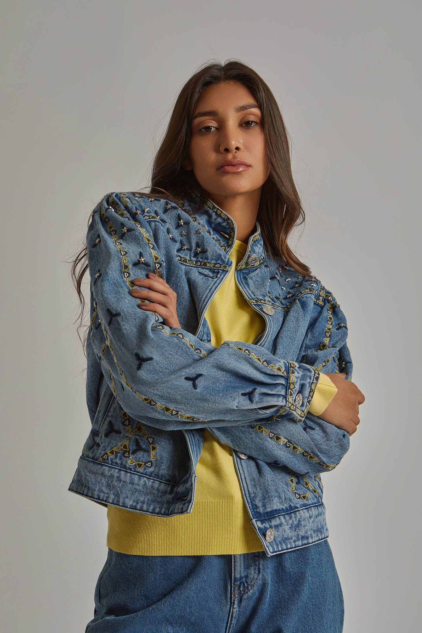 داليدرس جاكيت جينز مطرز كم طويل نسائي أزرق غامق