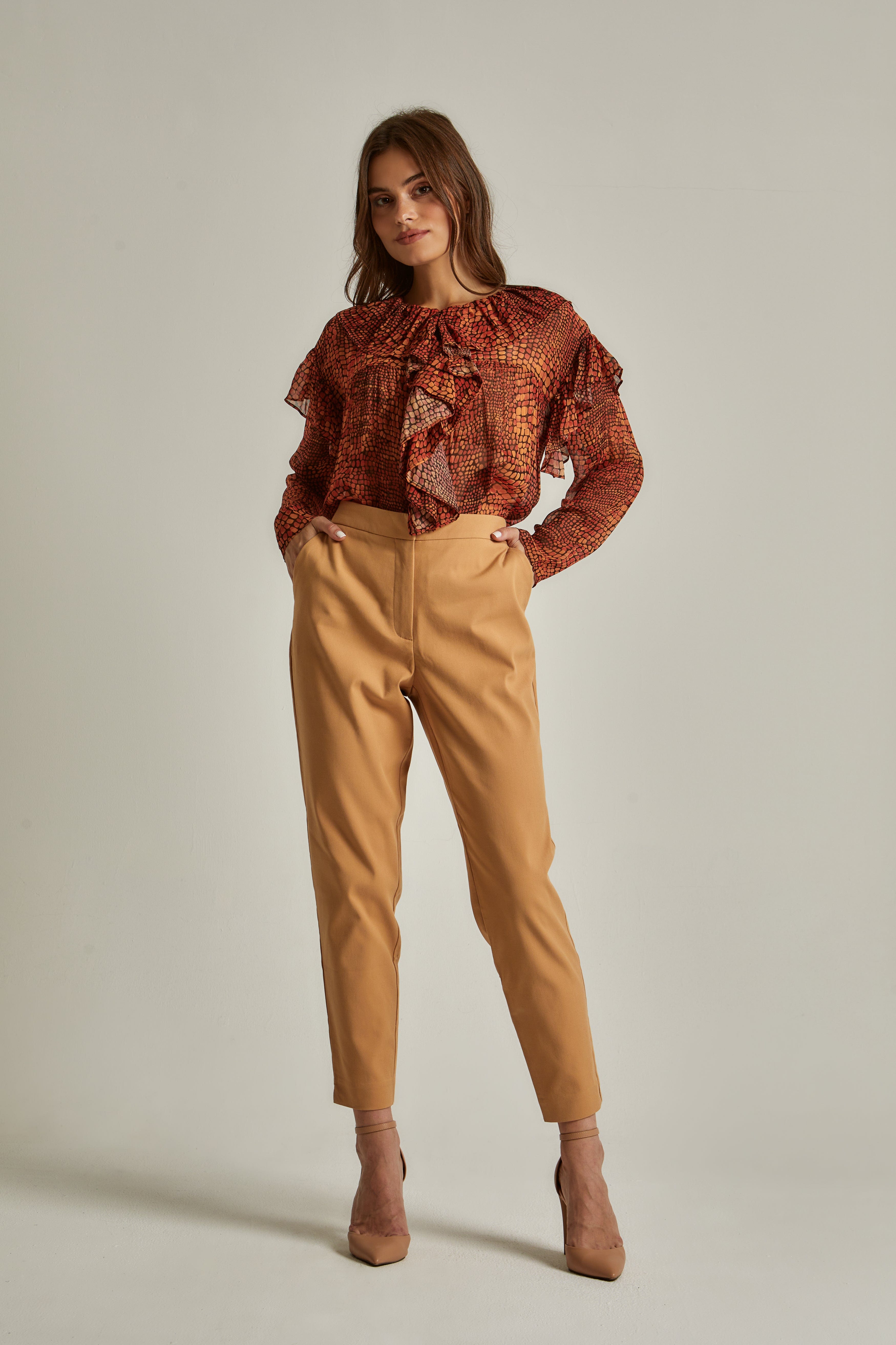 داليدرس بلوزة نسائية منقوشة بنقشة ثعبان برتقالي قاتم