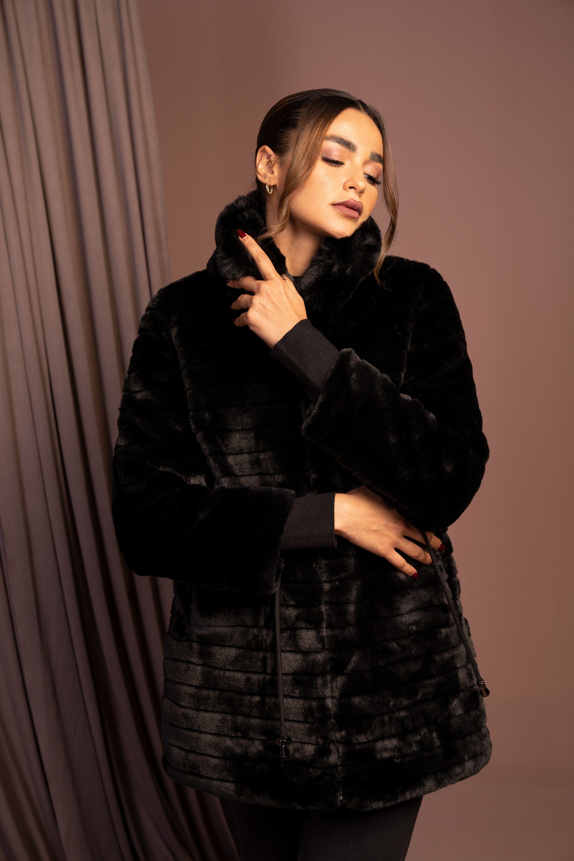 داليدرس جاكيت مفتوح نسائي فرو أسود