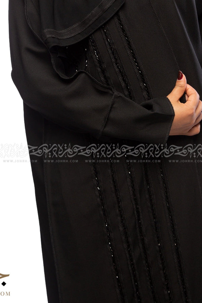 جوهرة عباية قماش ملكي كلاسيكية بشك و خياطه مقلوبه أسود