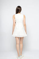 كيتشن فستان نسائي قصير بدون أكمام بحزام علي الخصر