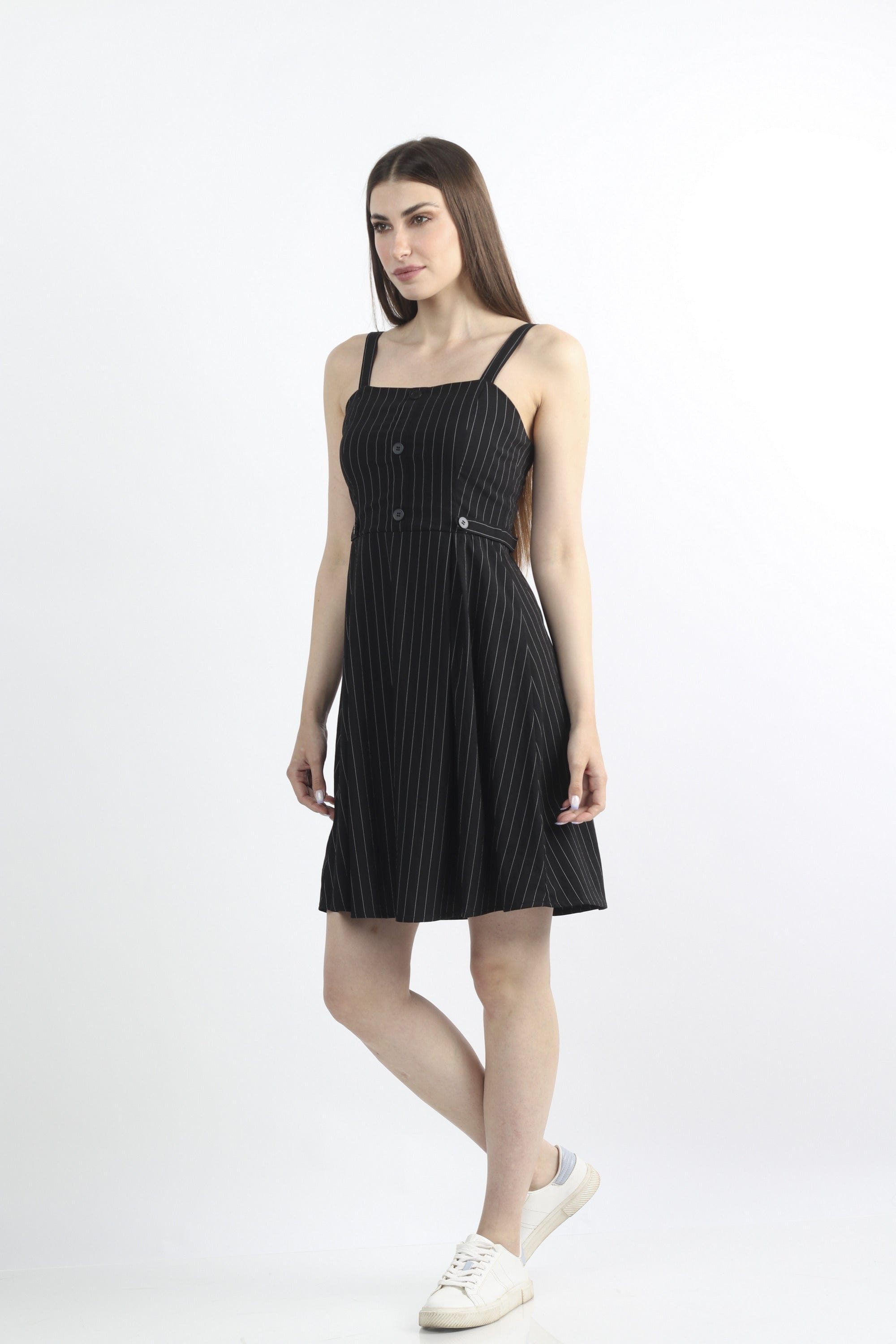 كيتشن فستان قصير حمالات مخطط بالطول