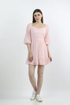 كيتشن فستان قصير نسائي سادة مزين بأزرار على الصدر