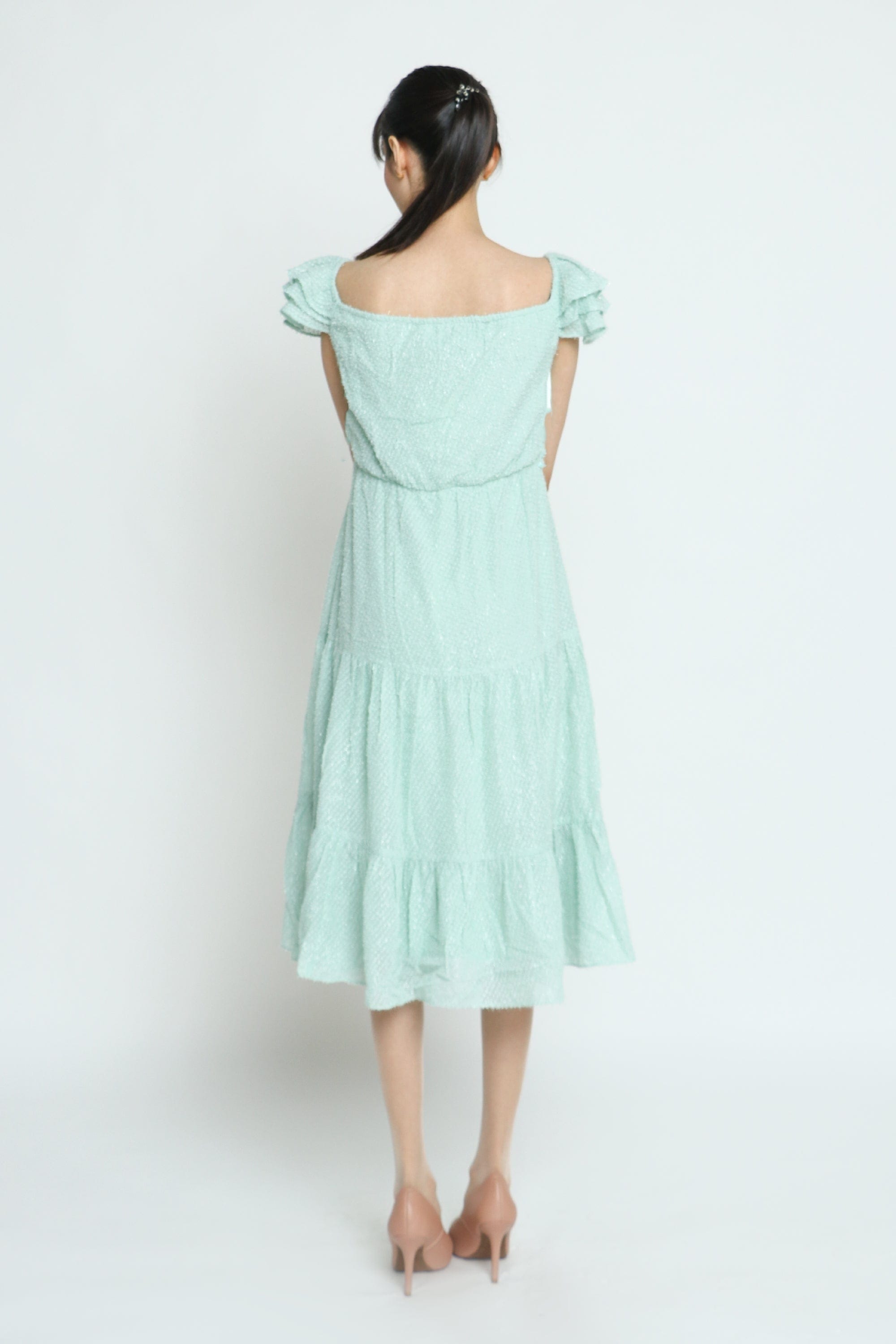 كيتشن فستان ميدي مخصر سادة حمالات