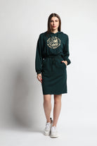 كيتشن فستان ميدي مخصر برباط على الخصر كم طويل بف زمردي