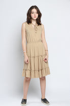 كيتشن فستان ميدي سادة مخصر منفوش برباط على الصدر