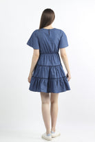 كيتشن فستان ميدي مخصر منفوش نص كم