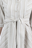 كيتشن فستان ميدي مخطط برباط على الخصر 3/4 كم بف