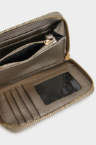 بارفوا محفظة بسحاب مدمجة فضي