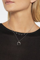 بارفوا سلسال على شكل هلال من الفضة عيار 925