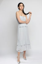 كيتشن فستان ماكسي سادة بأزرار أمامية بدون كتف نسائي