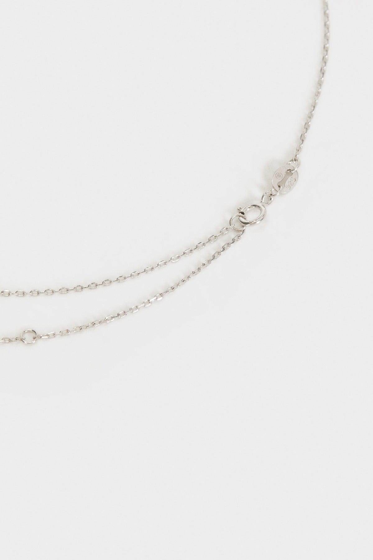 بارفوا سلسال فضة دائري ناعم مزين بأشكال صغيرة فضي