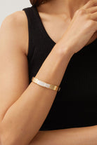 بارفوا اسوارة ذهب مزينة بالحجر نسائي ذهب