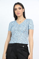 كيتشن بلوزة كم قصير برقبة سبعة وأزرار أمامية نسائي