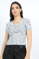 كيتشن بلوزة كم قصير برقبة سبعة وأزرار أمامية نسائي