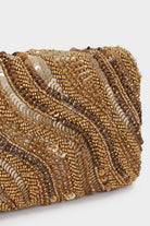 بارفوا شنطة كلاتش مطرز نسائي