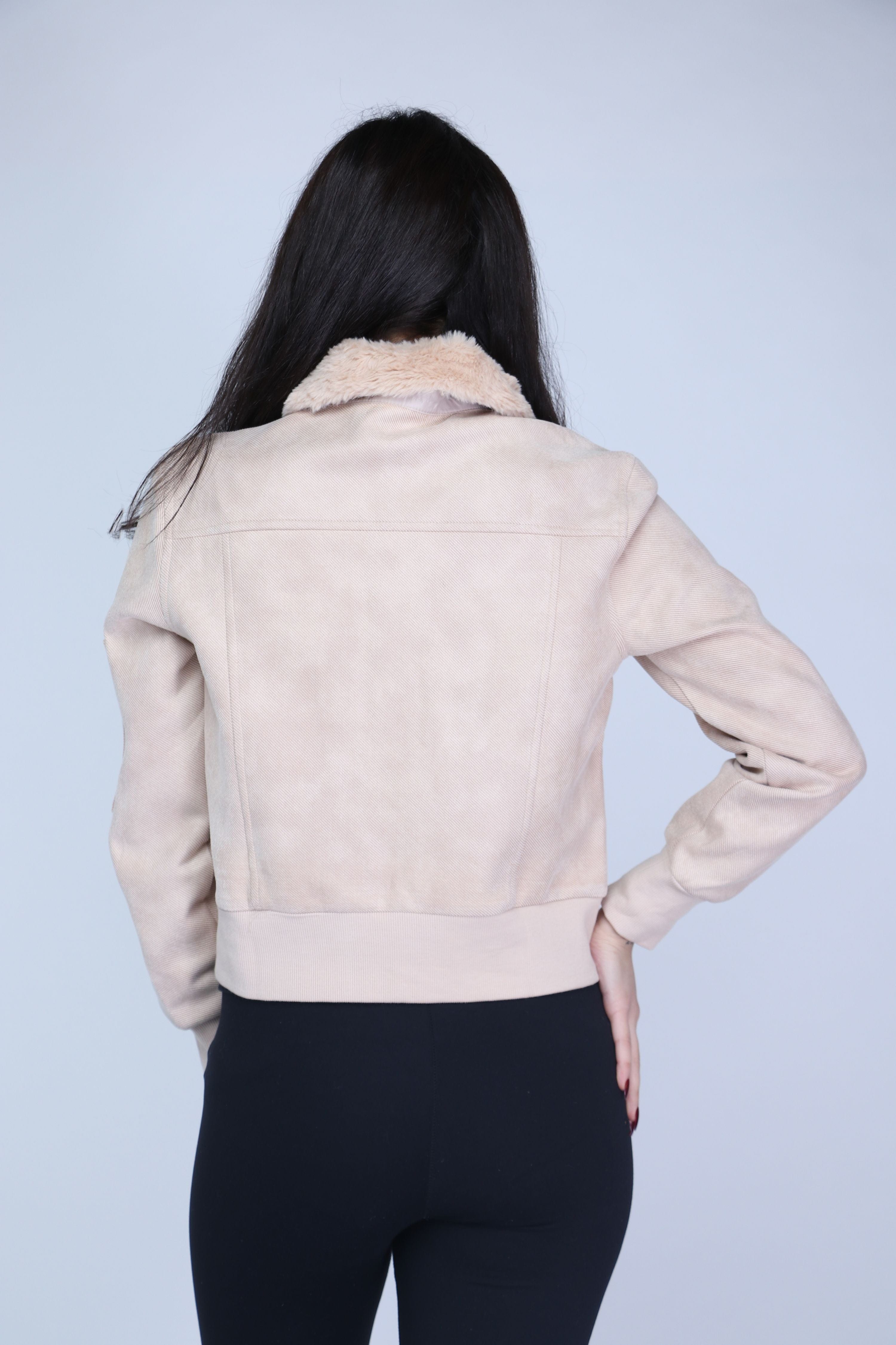 كيتشن جاكيت فرو بسحابات وحيوب وياقة عالية كم طويل نسائي