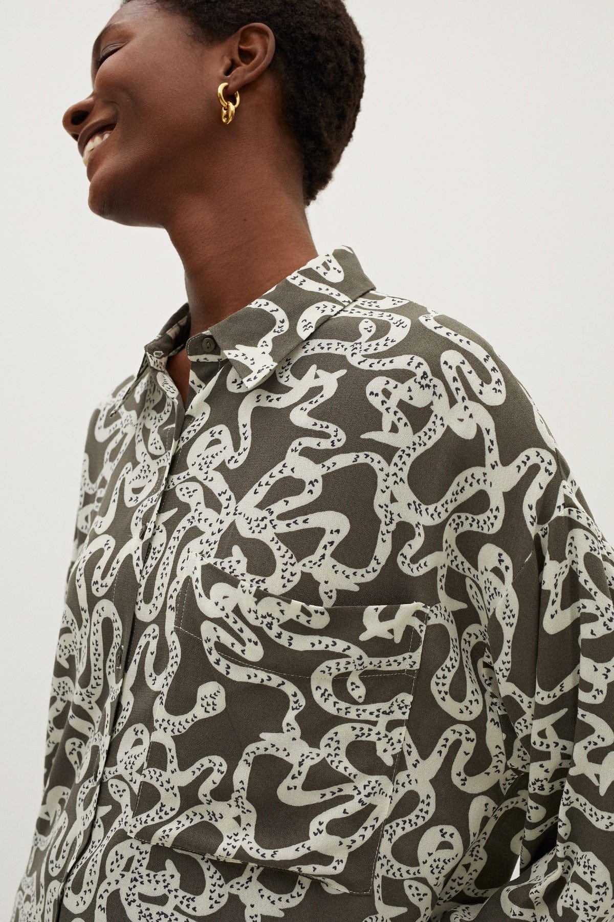 بارفوا قميص نسائي طويل مطبوع الكاكي