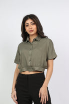 كيتشن بلوزة كم قصير بياقة وأزار أمامية نسائي