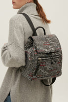 بارفوا حقيبة ظهر صغيرة نسائية مطبوعة بجيب خارجي