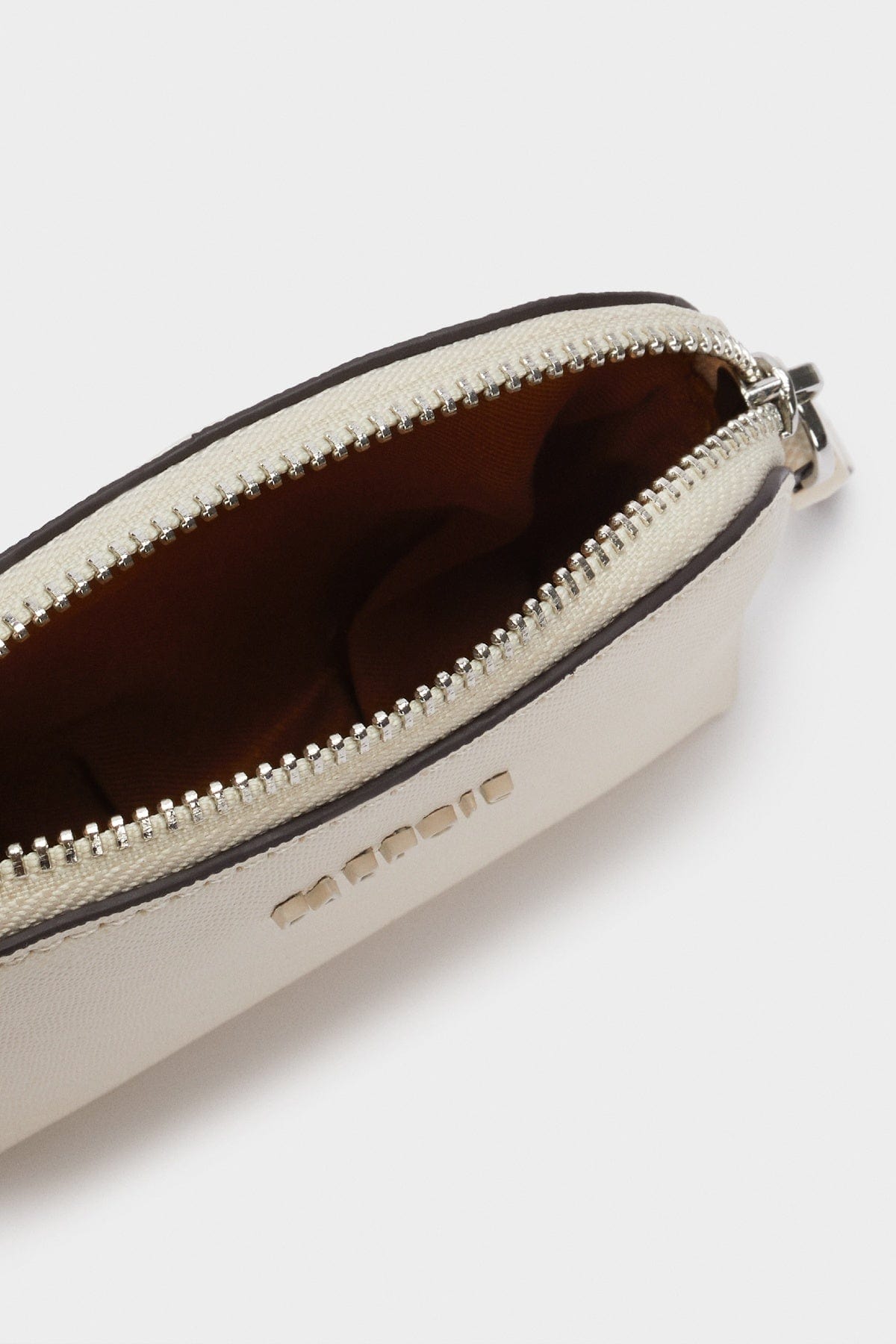 بارفوا محفظة عملات معدنية بسحاب