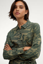 بارفوا فستان نسائي مشجر غامق واسع وبأكمام طويلة أخضر