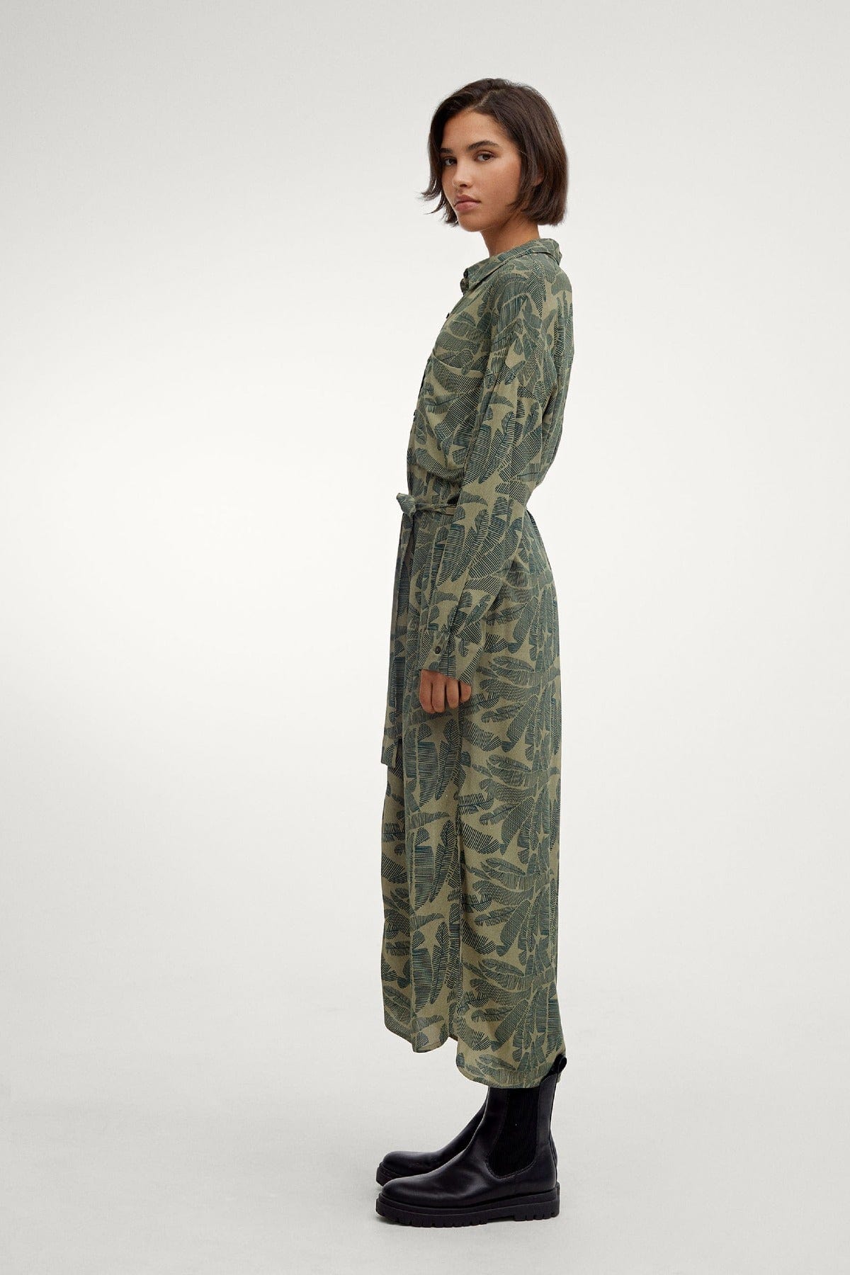 بارفوا فستان نسائي مشجر غامق واسع وبأكمام طويلة أخضر