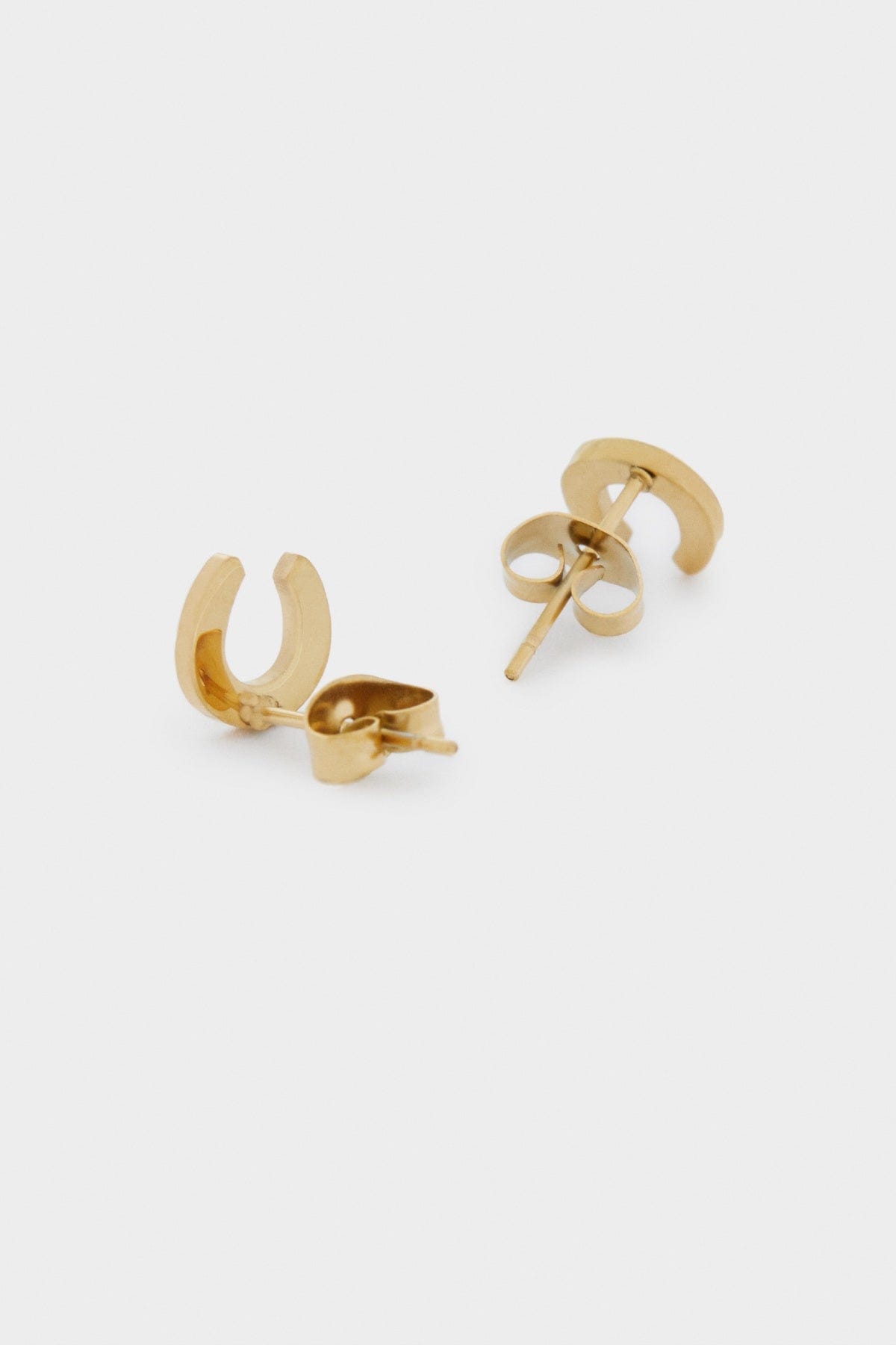 بارفوا قرط ذهبي على شكل دئرة مفتوحة ذهبي