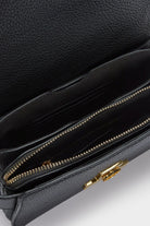 بارفوا حقيبة كروس جلد سادة مع قفل أمامي