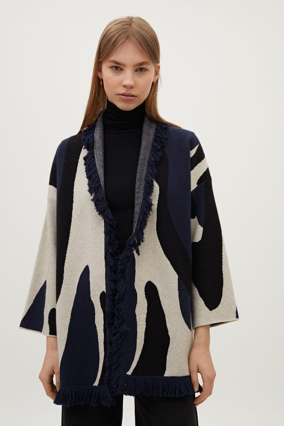 بارفوا كارديجان منقوش كم طويل نسائي أسود