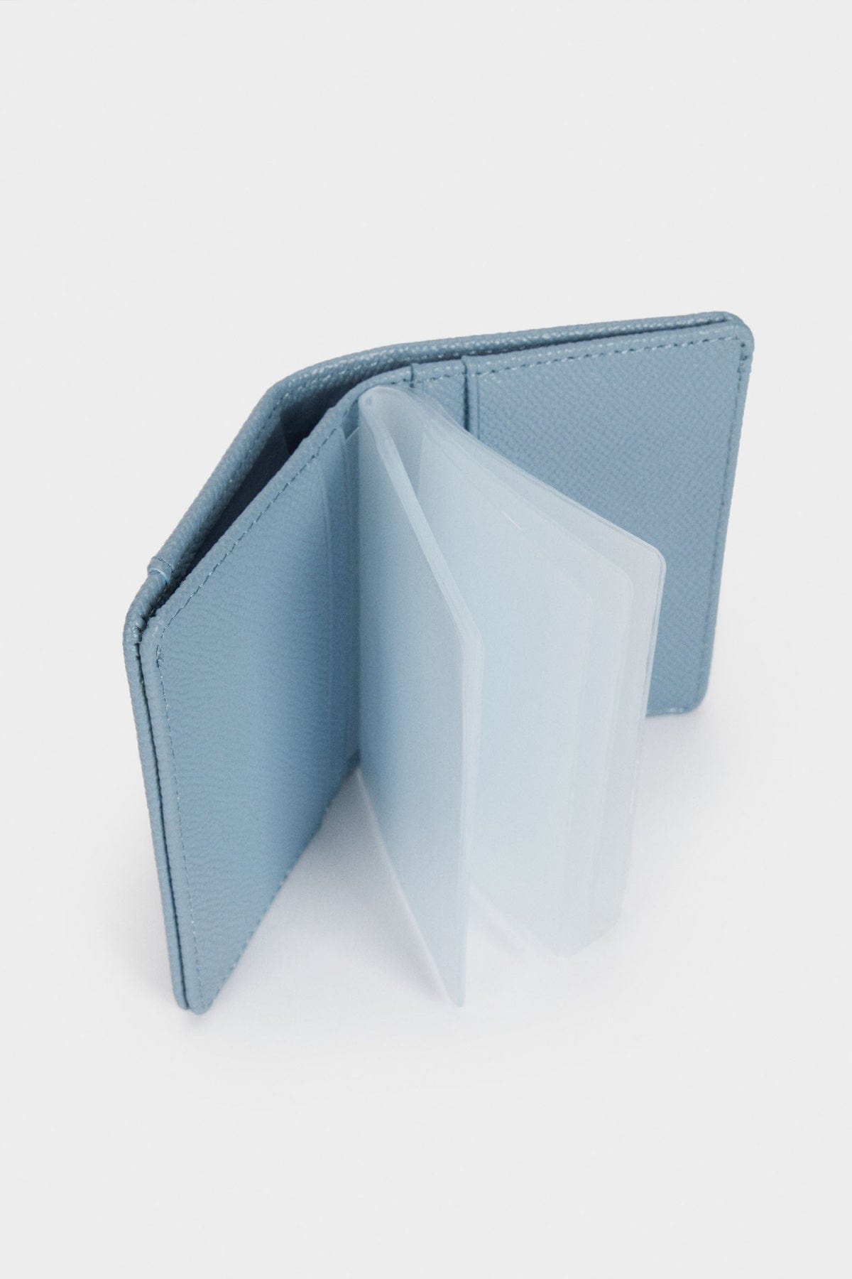 بارفوا حامل بطاقة جلد سادة أزرق