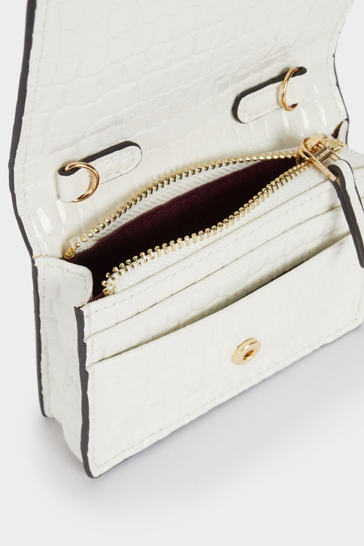 بارفوا حاملة بطايق منقوشة بمحفظة للعملات المعدنية أبيض