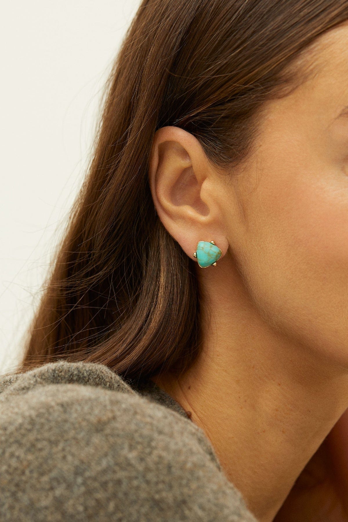 بارفوا حلق مزين بالأحجار الذهبية نسائي تركواز