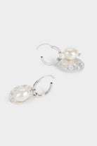 بارفوا حلق فضة صغير مزين بلؤلؤ