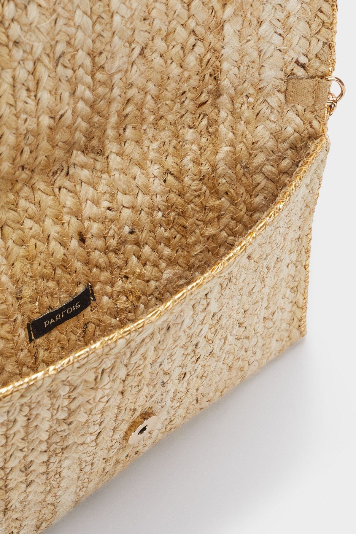 بارفوا حقيبة أوكابي متعددة الألوان بسلسال