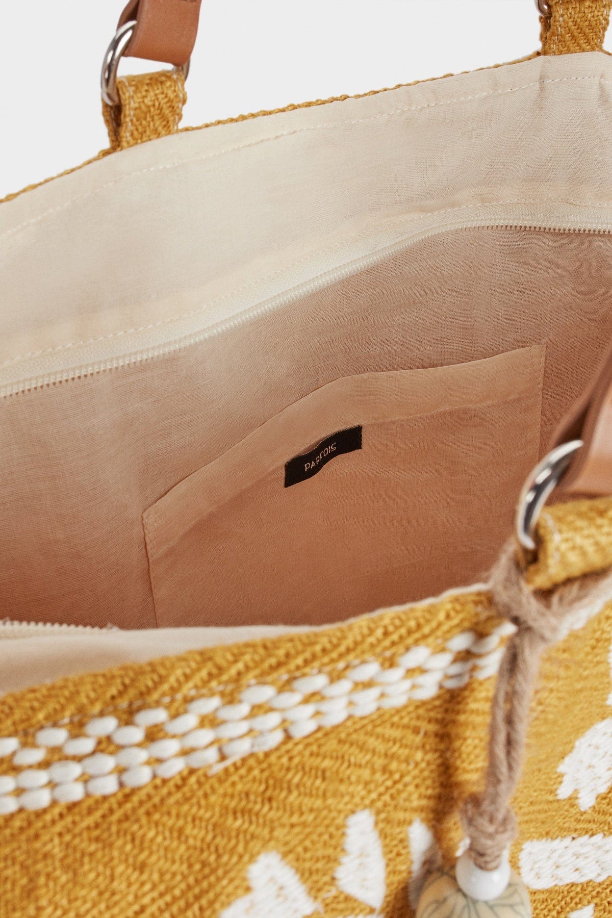 بارفوا حقيبة منسوجة مطرزة نسائية مسطردة