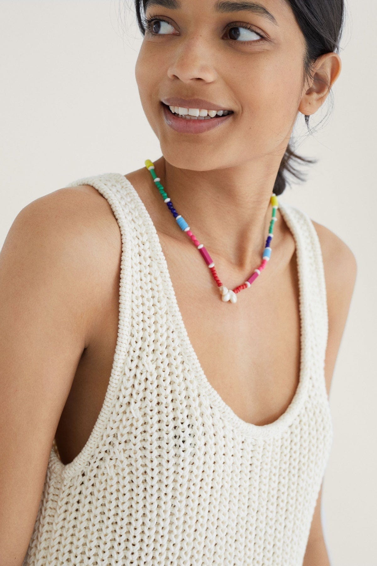 بارفوا فستان صوف قصير محبوك مخرمة بيج فاتح