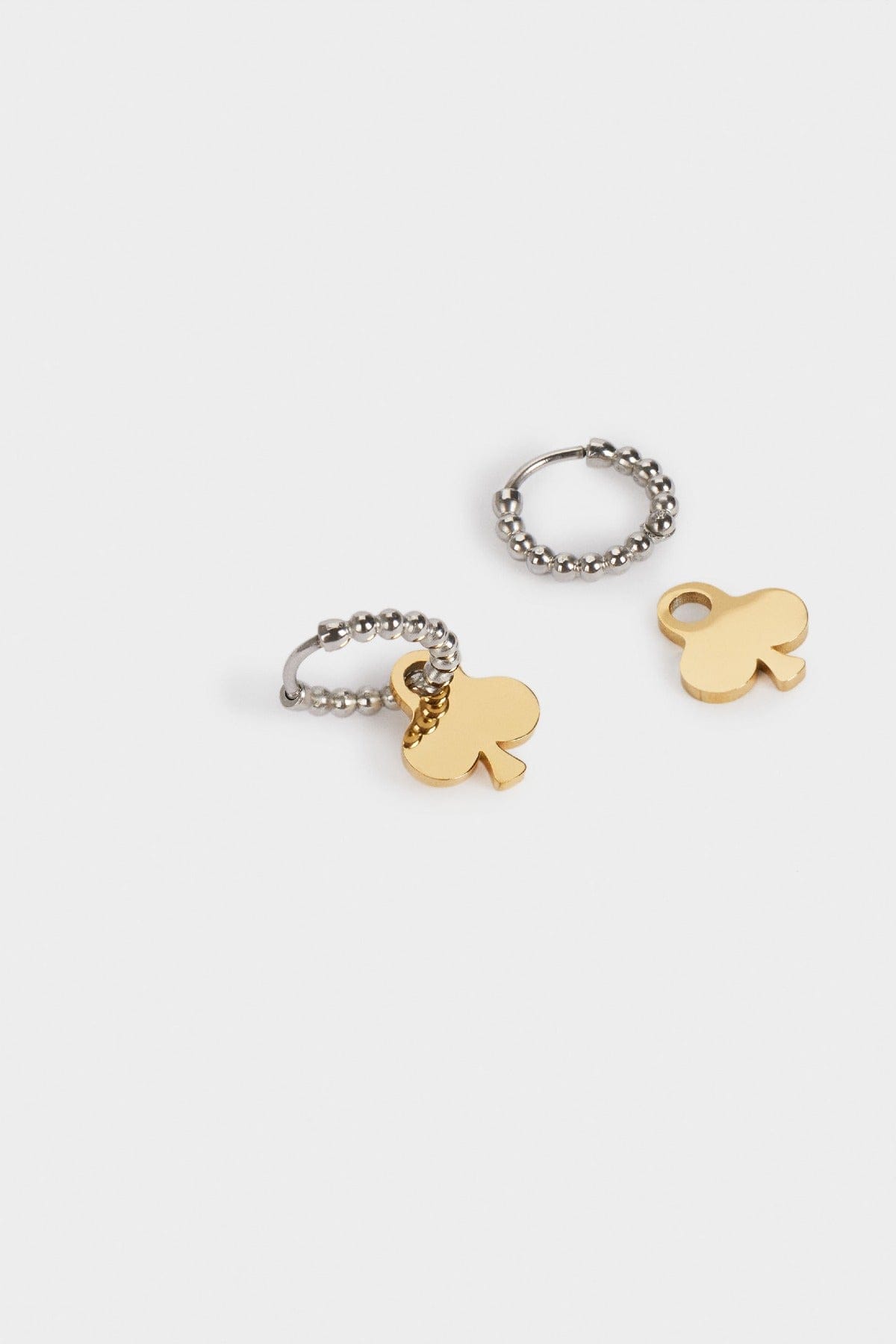 بارفوا اقراط صغيرة دائرية مزينة بوردة متعدد الألوان