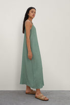 بارفوا فستان نوم بحمالات بفتحة ظهر عميقة